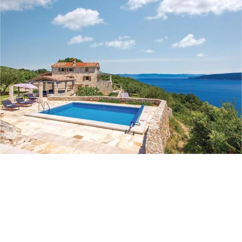 Nice Home In Brsec With Wifi