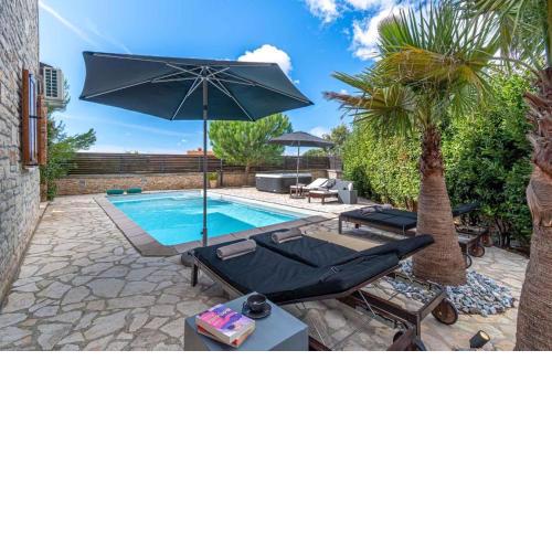 Nice Home In Cabrunici With Wifi