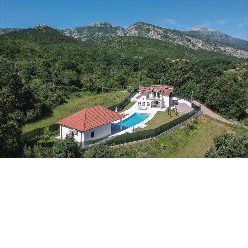Nice Home In Hrvace With Wifi
