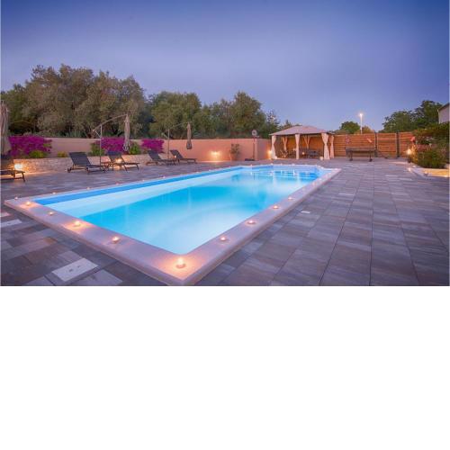 Nice Home In Kozino With Wifi