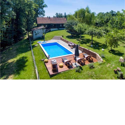 Nice Home In Kupljenovo With Heated Swimming Pool