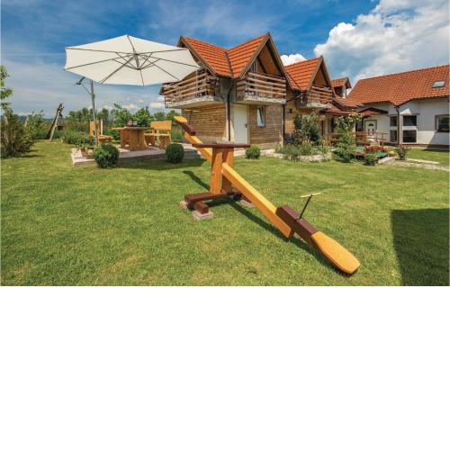 Nice Home In Licko Lesce With Wifi