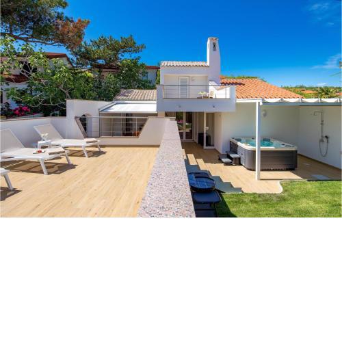 Nice Home In Lopar With Jacuzzi