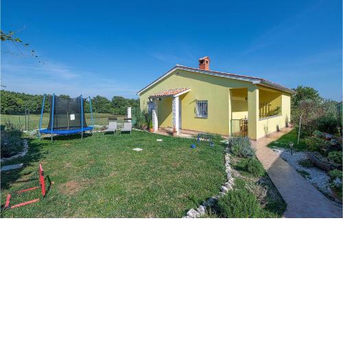 Nice Home In Marcana With Wifi