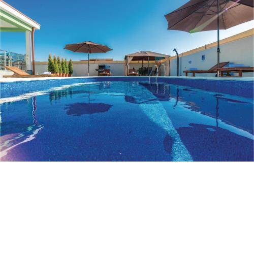 Nice Home In Murvica With Wifi