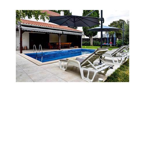 Nice Home In Smokovic With Wifi