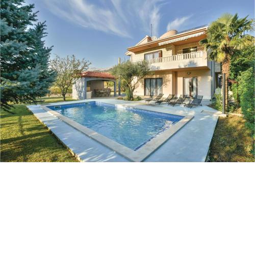 Nice Home In Srinjine