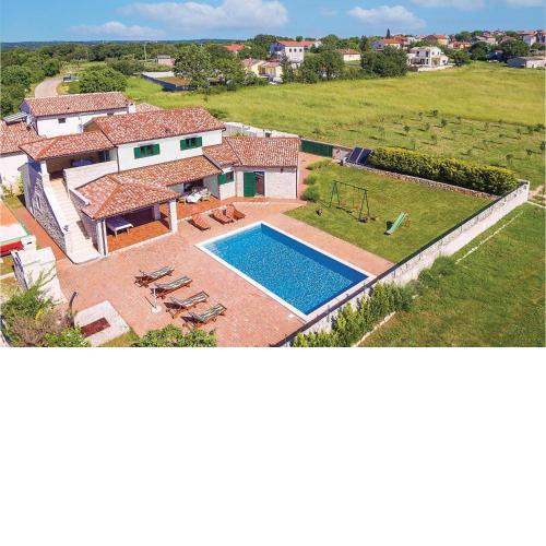 Nice Home In Valtura With Kitchen