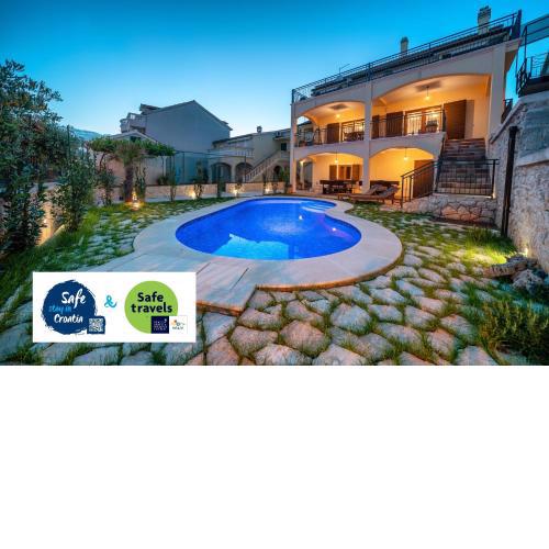 Nomad Luxury Villa