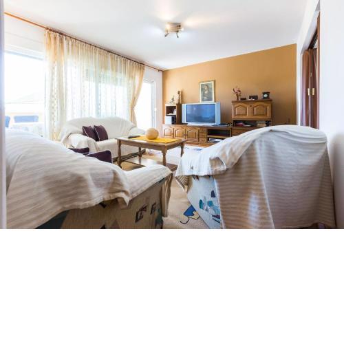 Oleander Apartment