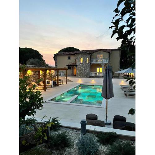 Olivea Luxury Suites