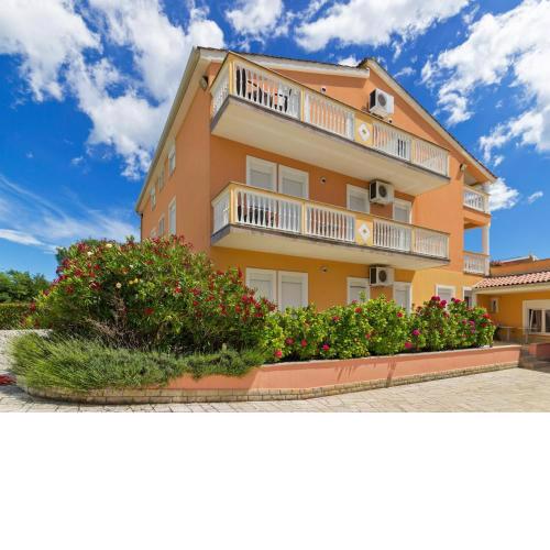 Panoramic Apartment in Banjole near Pula Town Centre