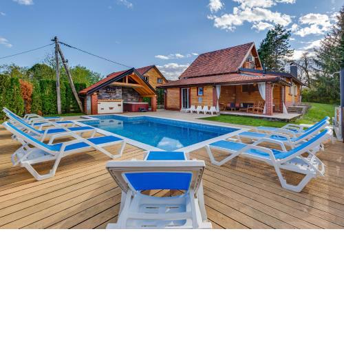 Peaceful Villa in Gornje Dubrave with Private Pool