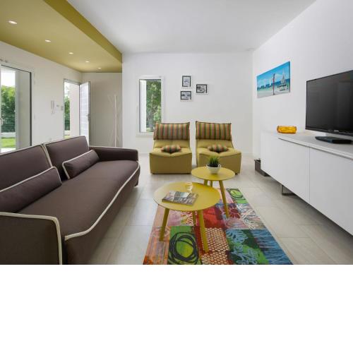 Peaceful Villa in Stanisovi with sea view