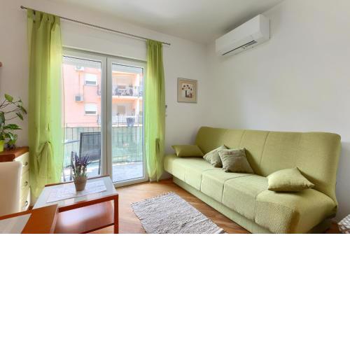 Peach Apartment