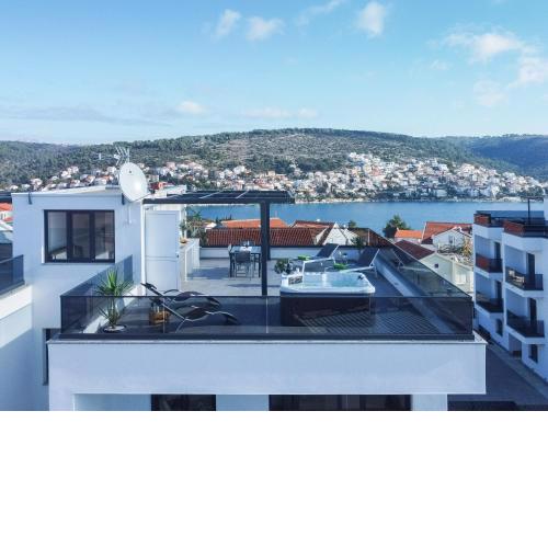 Penthouse Adriatic Blue