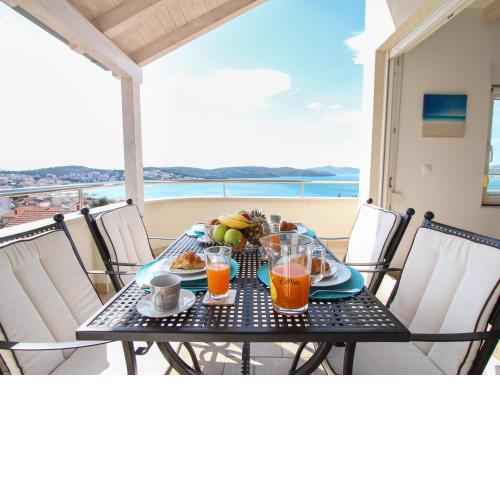 Penthouse apartment Sunset Bay