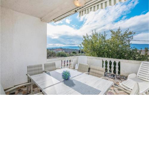 Pet Friendly Apartment In Skrpcici With Wifi