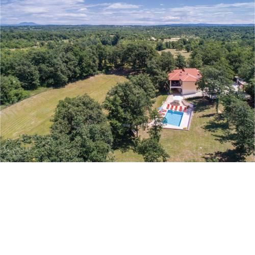 Pet Friendly Home In Bonasini