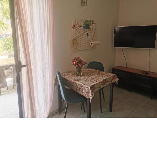 Pine Apartment