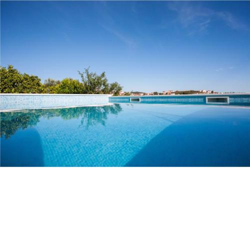 Piscina Apartments