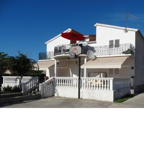 Primošten Apartman Dino
