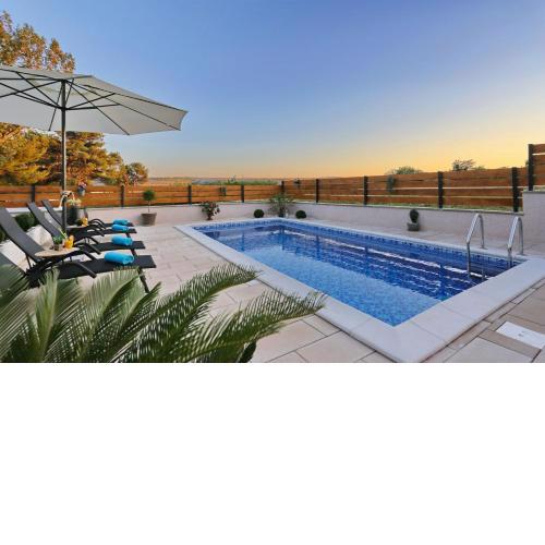 Punta Garden Pool House