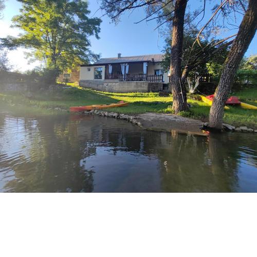 River house Golac