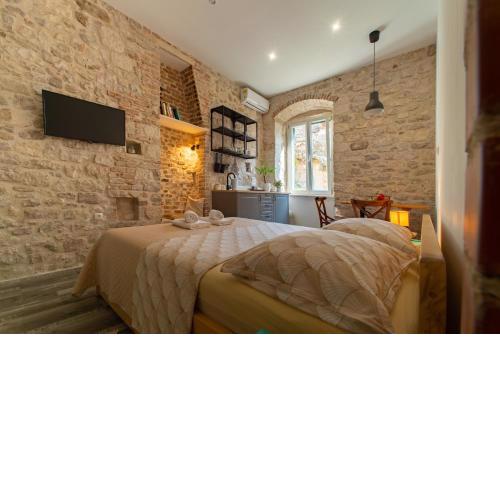 Rooms and Apartments Djanovic