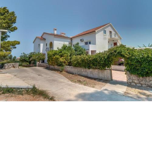 Rooms with a parking space Mali Losinj (Losinj) - 3445