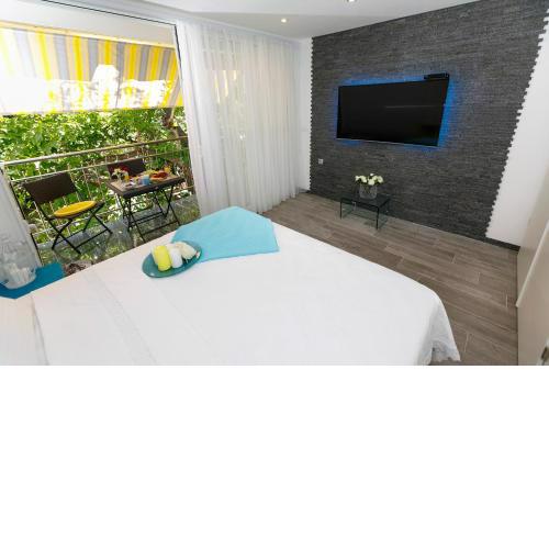 Rose Apartment