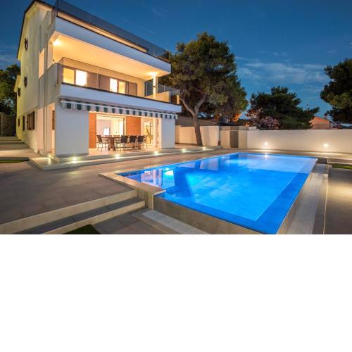 Sailor house villa near Trogir, private pool
