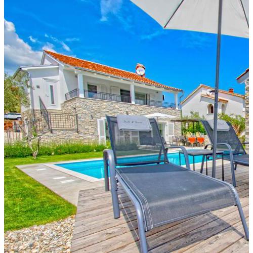 Salt & Sand Villa