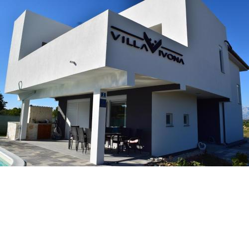 Savršen odmor u Villa Ivona