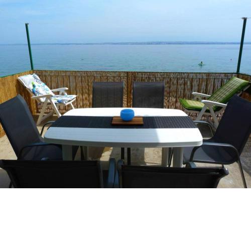 Sea Front Holiday House Zal