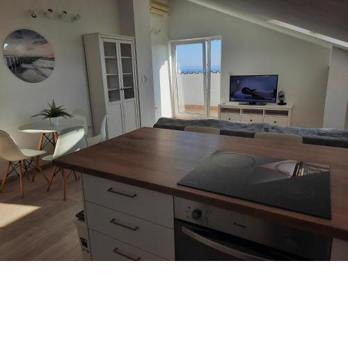 Sea view later apartment