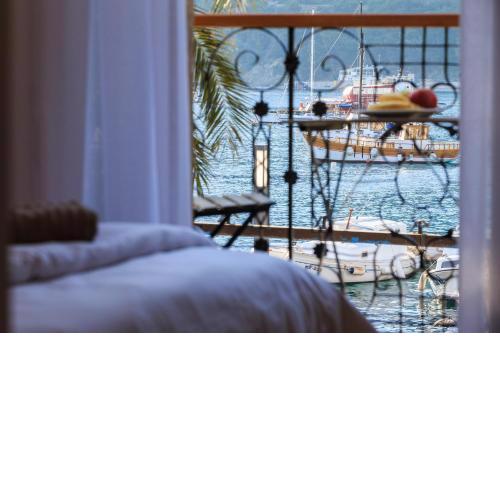 Seafront rooms Koluna