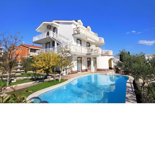 Seaside apartments with a swimming pool Zecevo Rtic, Rogoznica - 8366