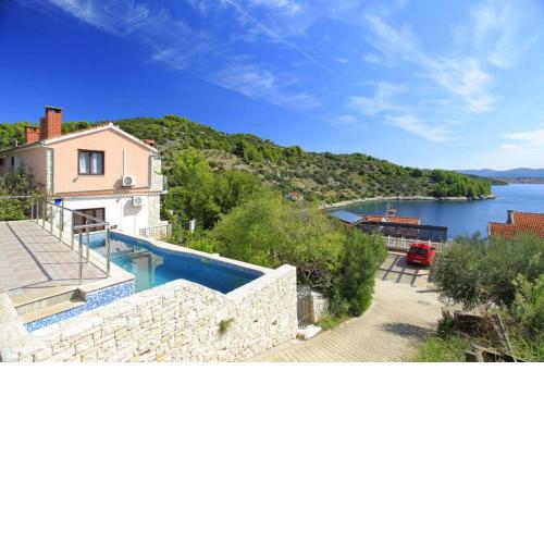 Seaside family friendly house with a swimming pool Cove Mikulina Luka, Korcula - 20116