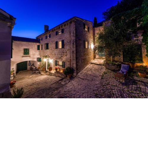 Seaside holiday house Novigrad - 18162