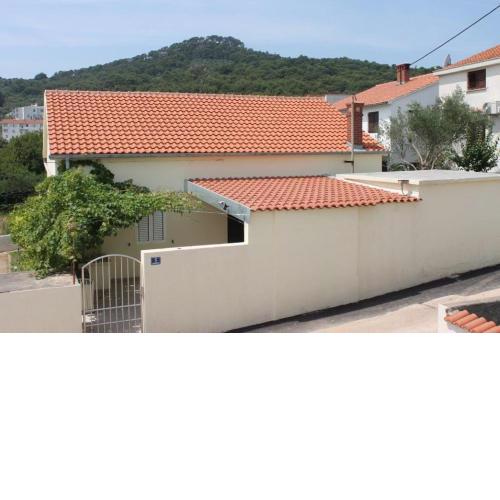 Seaside holiday house Preko, Ugljan - 12078