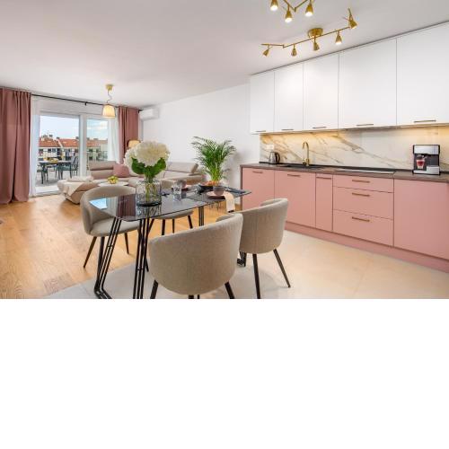 Seaview apartment „Megan“ with sunny terrace