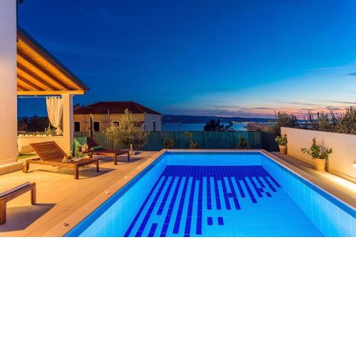 Seaview Villa Lemaro, a 2 bedroom villa with 28 sqm private pool in Krilo Jesenice