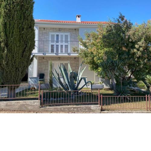 Shabby Chic Apartment DiSente nr1 close to Krk centre