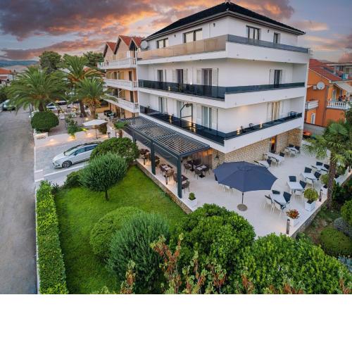 SIDRO Apartments