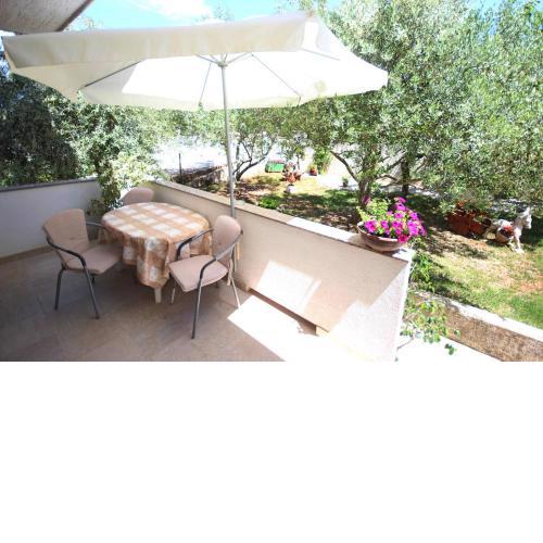 Small Apartment For A Great Holiday