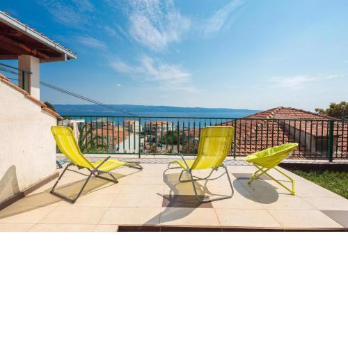 Spacious apt w magnificent sea view & big terrace