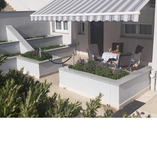 Split Znjan Beach 50m ----SeaSun&Relax---- Top Location