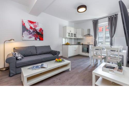 Stay IN apartment