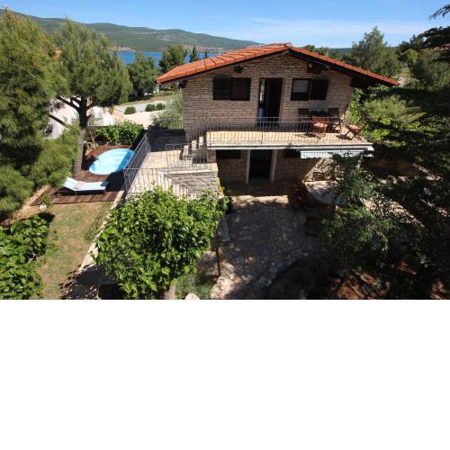 Stone house Skrivena